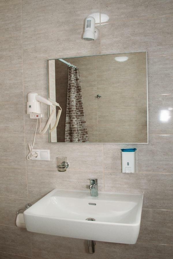 Rioro Hotell Myrhorod Exteriör bild